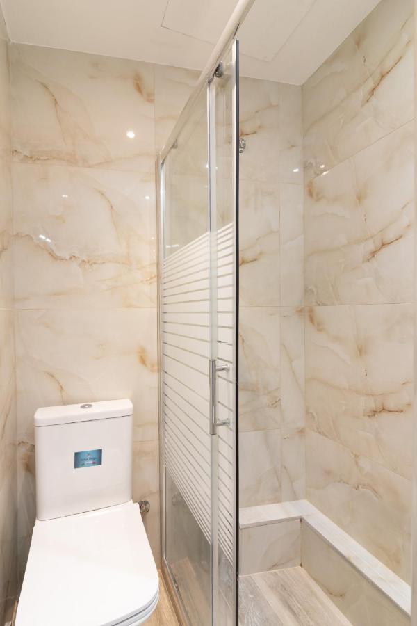 White Lux Heaven Saint Dimitrios Apartment Thessaloniki Exterior photo