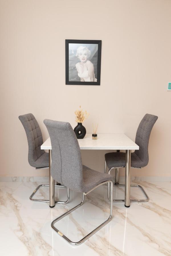 White Lux Heaven Saint Dimitrios Apartment Thessaloniki Exterior photo