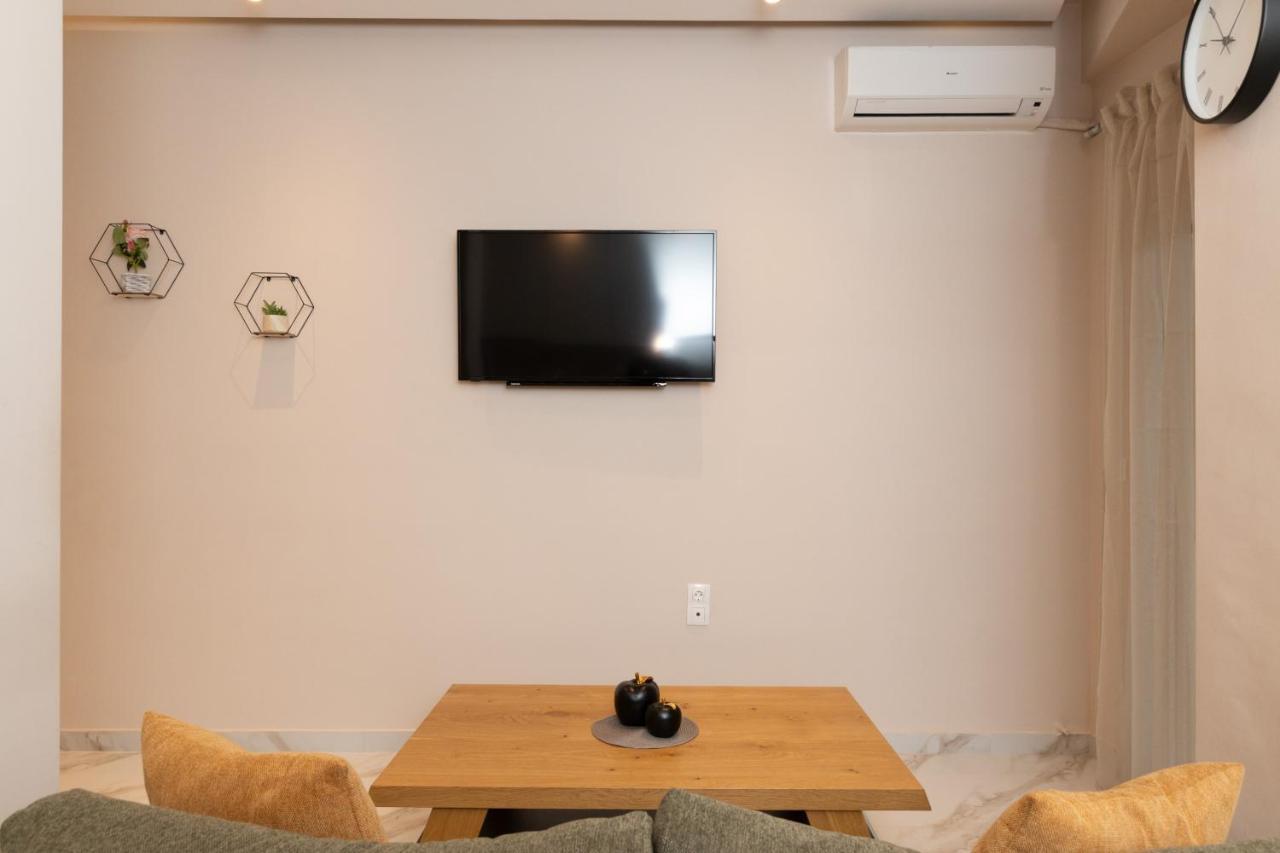 White Lux Heaven Saint Dimitrios Apartment Thessaloniki Exterior photo