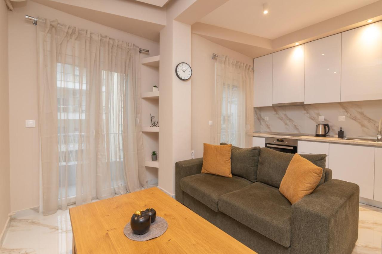 White Lux Heaven Saint Dimitrios Apartment Thessaloniki Exterior photo